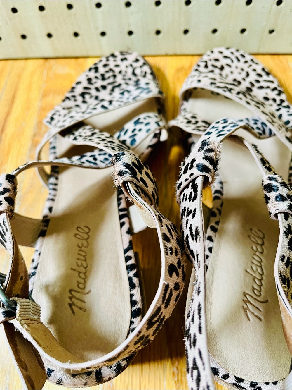 Madewell Alyssa Asymmetrical Block Heel Sandals Leopard Calf Hair Size 9.5 - Picture 7 of 7